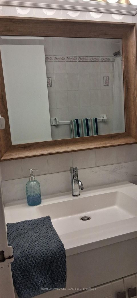 Photo 23 at 1618 - 1 Massey Square, Crescent Town, Toronto