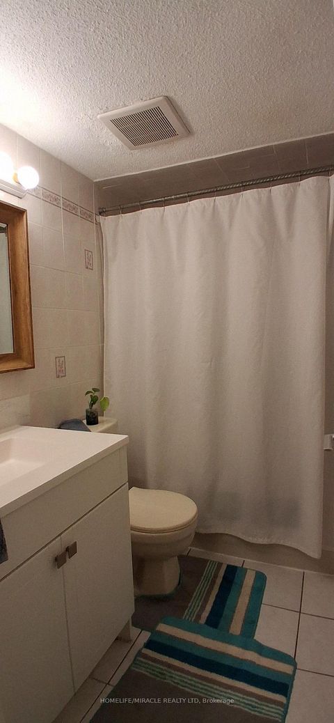 Photo 24 at 1618 - 1 Massey Square, Crescent Town, Toronto