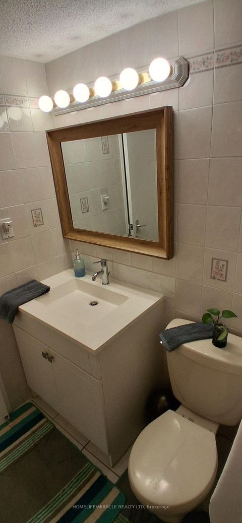 Photo 25 at 1618 - 1 Massey Square, Crescent Town, Toronto