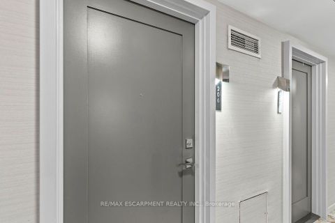 Photo 11 at 206 - 57 St Joseph Street, Bay Street Corridor, Toronto