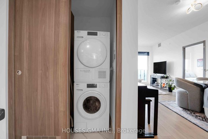 Photo 26 at 1803 - 25 McMahon Drive, Bayview Village, Toronto