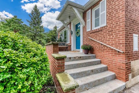 Photo 2 at 59 Queens Drive, Weston, Toronto