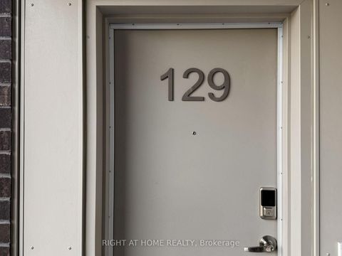 Photo 4 at 129 - 1081 Danforth Road, Eglinton East, Toronto