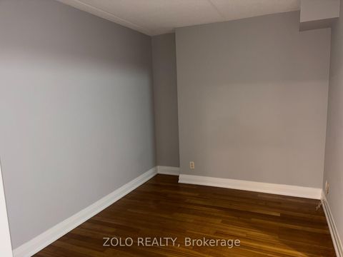Photo 3 at 407 - 2737 Keele Street, CFB, Toronto