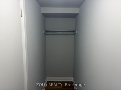 Photo 4 at 407 - 2737 Keele Street, CFB, Toronto
