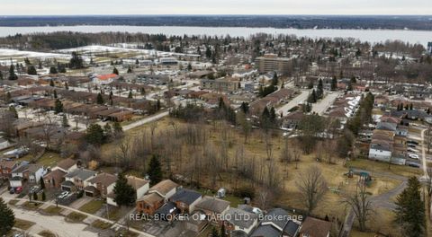 Photo 47 at 15 Buchanan Street, Grove East, Barrie