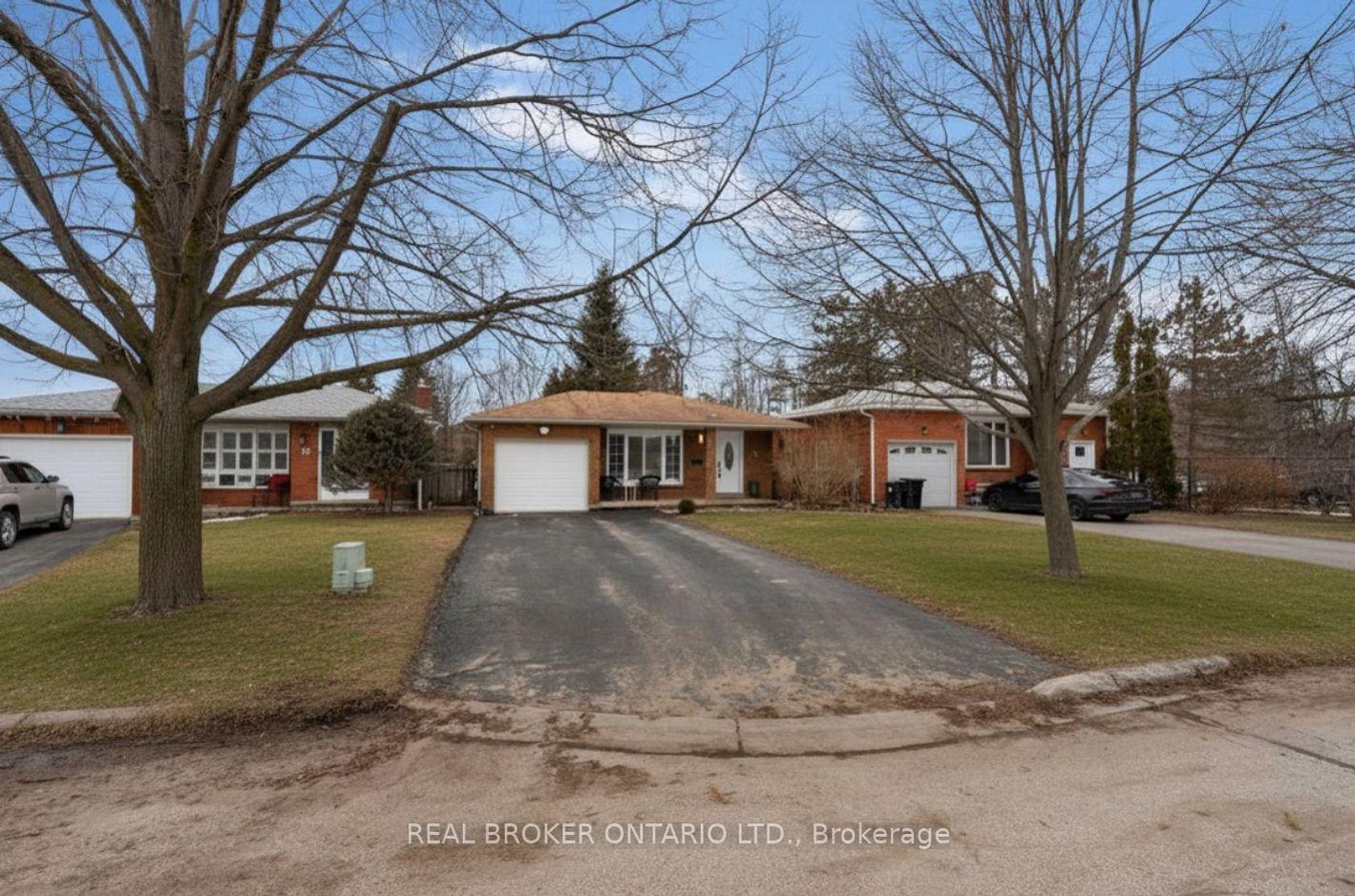 15 Buchanan Street, Grove East, Barrie photo 8