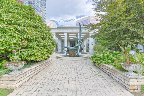 Photo 4 at PH 18 - 25 Greenview Avenue, Newtonbrook West, Toronto