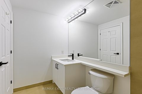 Photo 31 at PH 18 - 25 Greenview Avenue, Newtonbrook West, Toronto