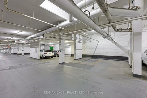 Photo 42 at PH 18 - 25 Greenview Avenue, Newtonbrook West, Toronto