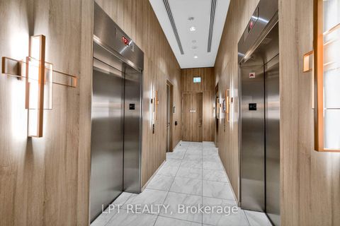 Photo 4 at 536 - 20 O'Neill Road, Don Mills, Toronto