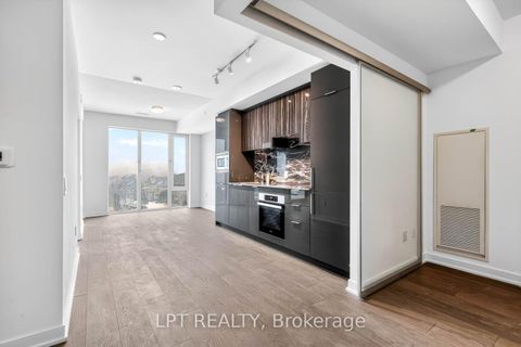 Photo 5 at 536 - 20 O'Neill Road, Don Mills, Toronto