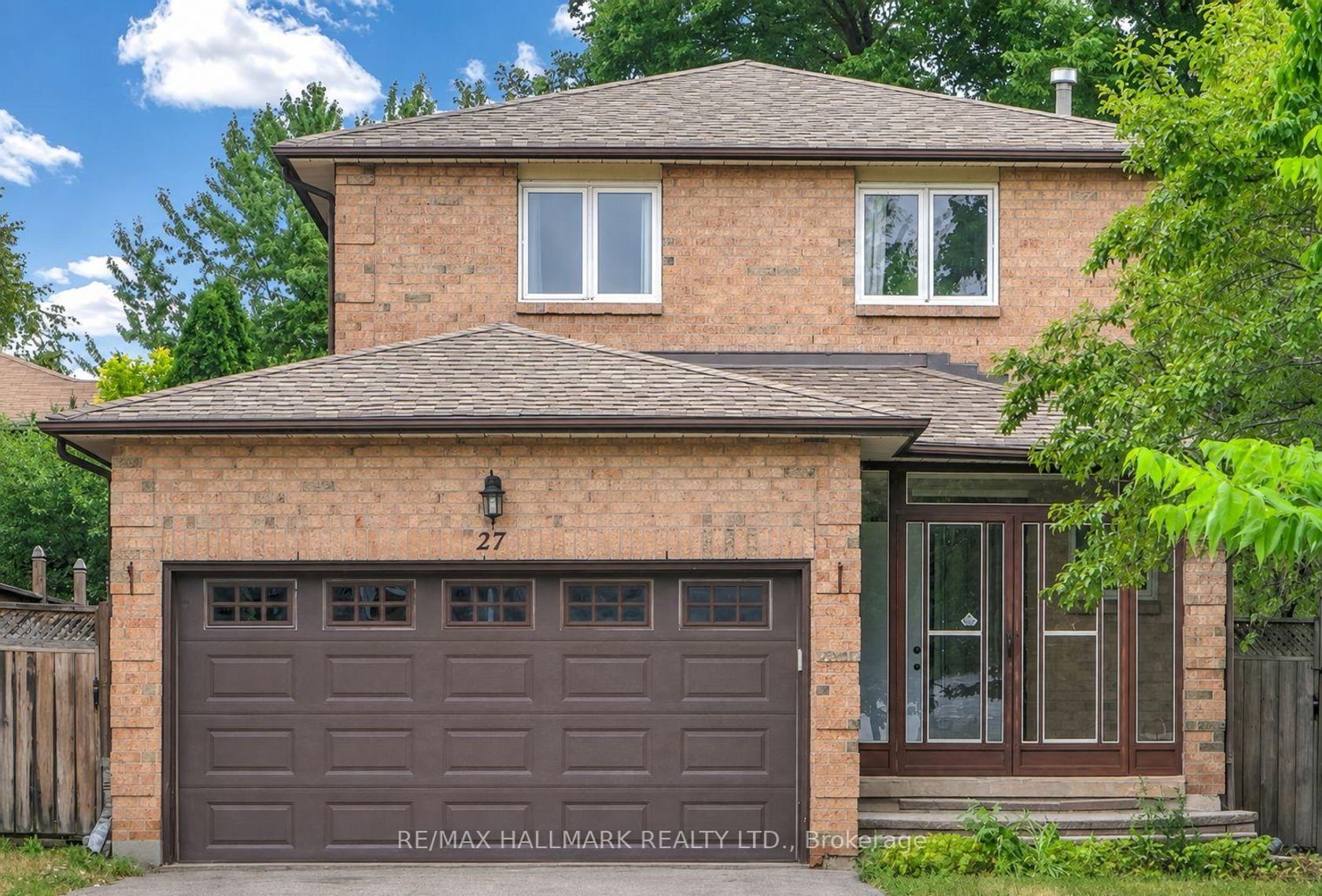 27 Pugsley Avenue, Crosby, Richmond Hill photo 3