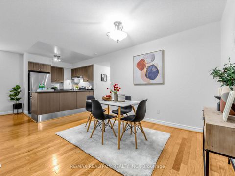 Photo 4 at 510 - 43 Eglinton Avenue E, Mount Pleasant West, Toronto