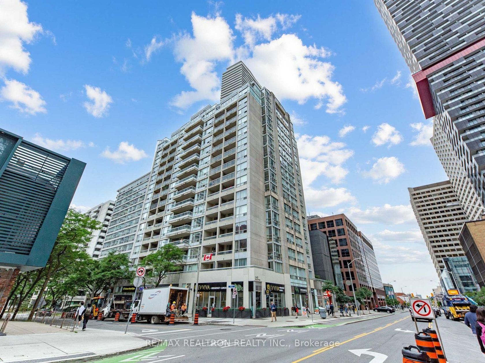 510 - 43 Eglinton Avenue E, Mount Pleasant West, Toronto 