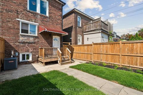 Photo 45 at 485 Strathmore Boulevard, East York, Toronto