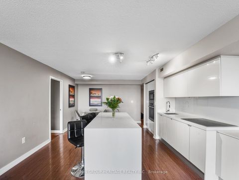 Photo 25 at 803 - 151 Dan Leckie Way, Waterfront Communities C1, Toronto