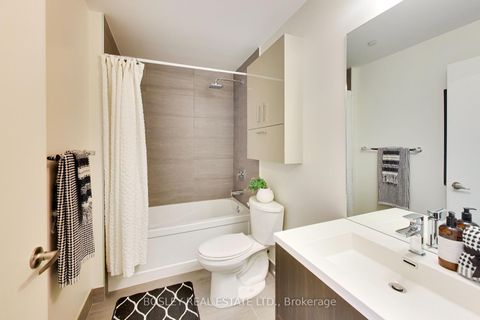 Photo 12 at 520 - 188 Fairview Mall Drive, Don Valley Village, Toronto