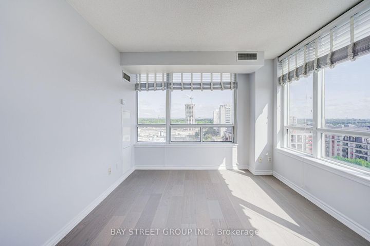 Photo 2 at 1505 - 8 Rean Drive, Bayview Village, Toronto