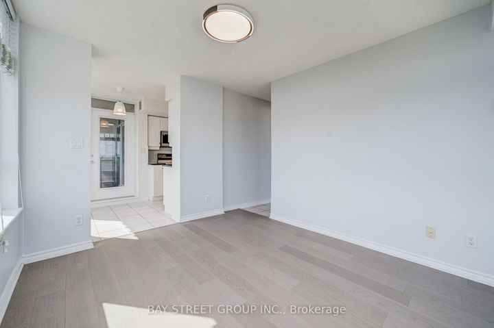 Photo 19 at 1505 - 8 Rean Drive, Bayview Village, Toronto