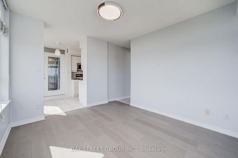 Photo 19 at 1505 - 8 Rean Drive, Bayview Village, Toronto