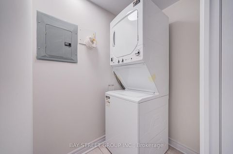 Photo 31 at 1505 - 8 Rean Drive, Bayview Village, Toronto