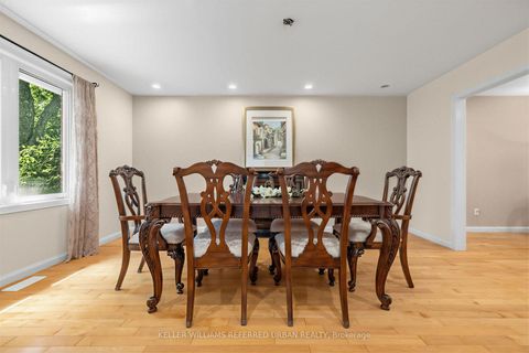 Photo 9 at 7 Chipstead Road, Don Mills, Toronto