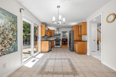 Photo 13 at 7 Chipstead Road, Don Mills, Toronto