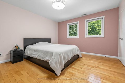 Photo 23 at 7 Chipstead Road, Don Mills, Toronto