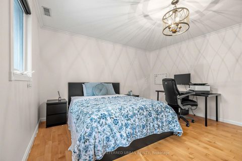 Photo 24 at 7 Chipstead Road, Don Mills, Toronto
