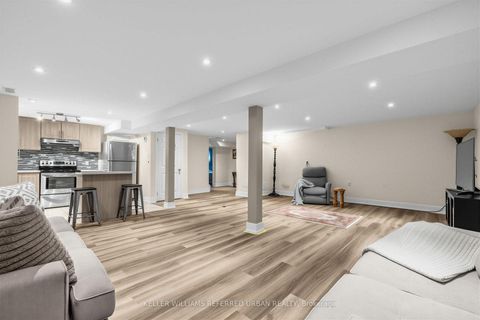 Photo 29 at 7 Chipstead Road, Don Mills, Toronto