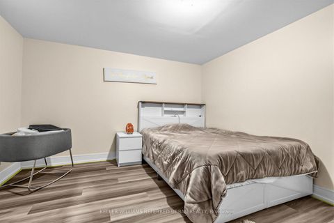Photo 32 at 7 Chipstead Road, Don Mills, Toronto