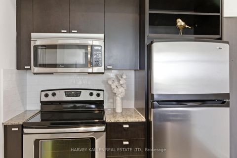 Photo 10 at 701 - 103 The Queensway, Swansea, Toronto