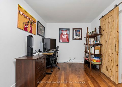 Photo 13 at 107 - 116 George Street, Moss Park, Toronto