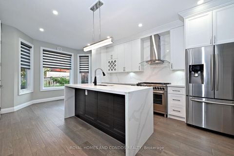Photo 10 at 129 Saint Damian Avenue, Vellore Village, Vaughan