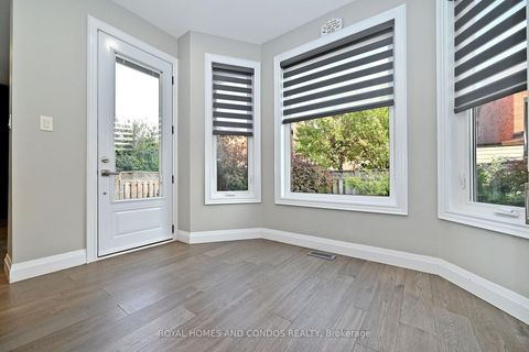 Photo 19 at 129 Saint Damian Avenue, Vellore Village, Vaughan