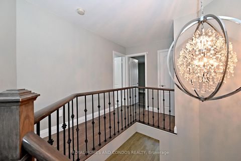 Photo 28 at 129 Saint Damian Avenue, Vellore Village, Vaughan