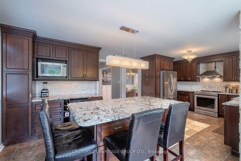 Photo 7 at 55 Chartwell Crescent, Keswick North, Georgina