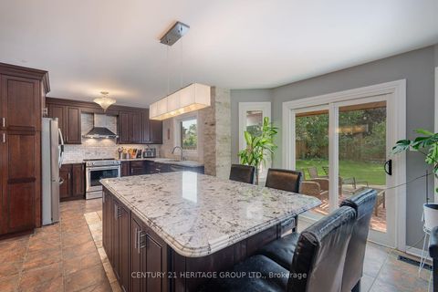 Photo 9 at 55 Chartwell Crescent, Keswick North, Georgina