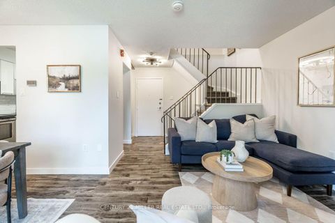 Photo 4 at 199 - 165 Cherokee Boulevard, Pleasant View, Toronto