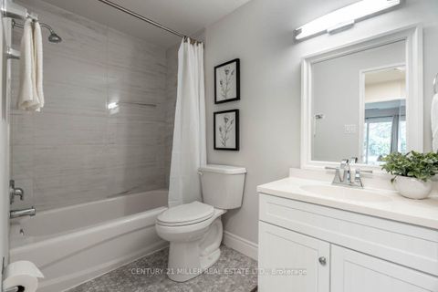 Photo 16 at 199 - 165 Cherokee Boulevard, Pleasant View, Toronto