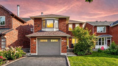 Photo 4 at 160 Marlott Road, Maple, Vaughan