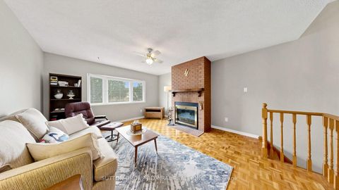 Photo 19 at 160 Marlott Road, Maple, Vaughan
