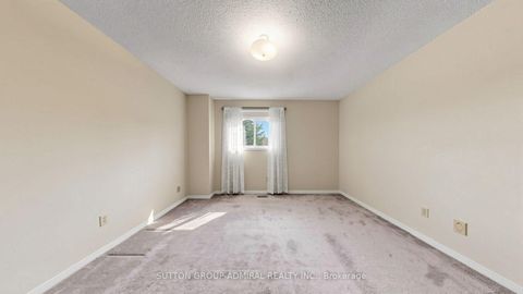 Photo 27 at 160 Marlott Road, Maple, Vaughan