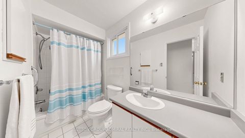 Photo 32 at 160 Marlott Road, Maple, Vaughan