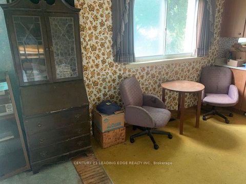 Photo 8 at 18 Kentish Crescent, Malvern West, Toronto