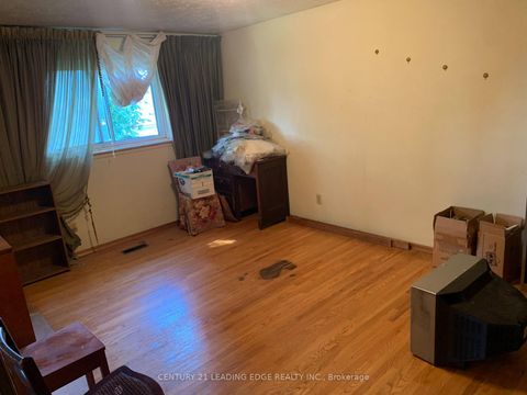Photo 9 at 18 Kentish Crescent, Malvern West, Toronto