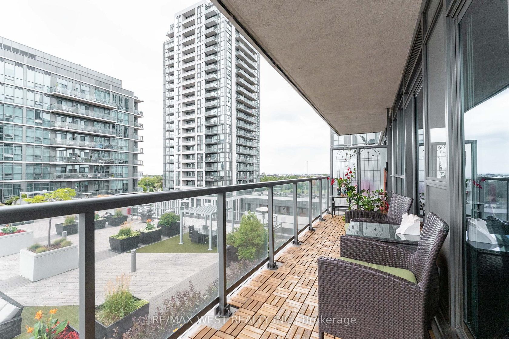 710 - 1185 The Queensway, City Centre West, Toronto 