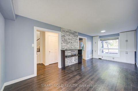 Photo 1 at 90 Moon Drive, Ardagh, Barrie