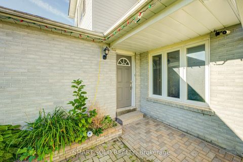 Photo 4 at 90 Moon Drive, Ardagh, Barrie